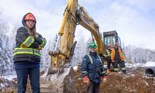 Conduite de machinerie lourde en voirie forestière